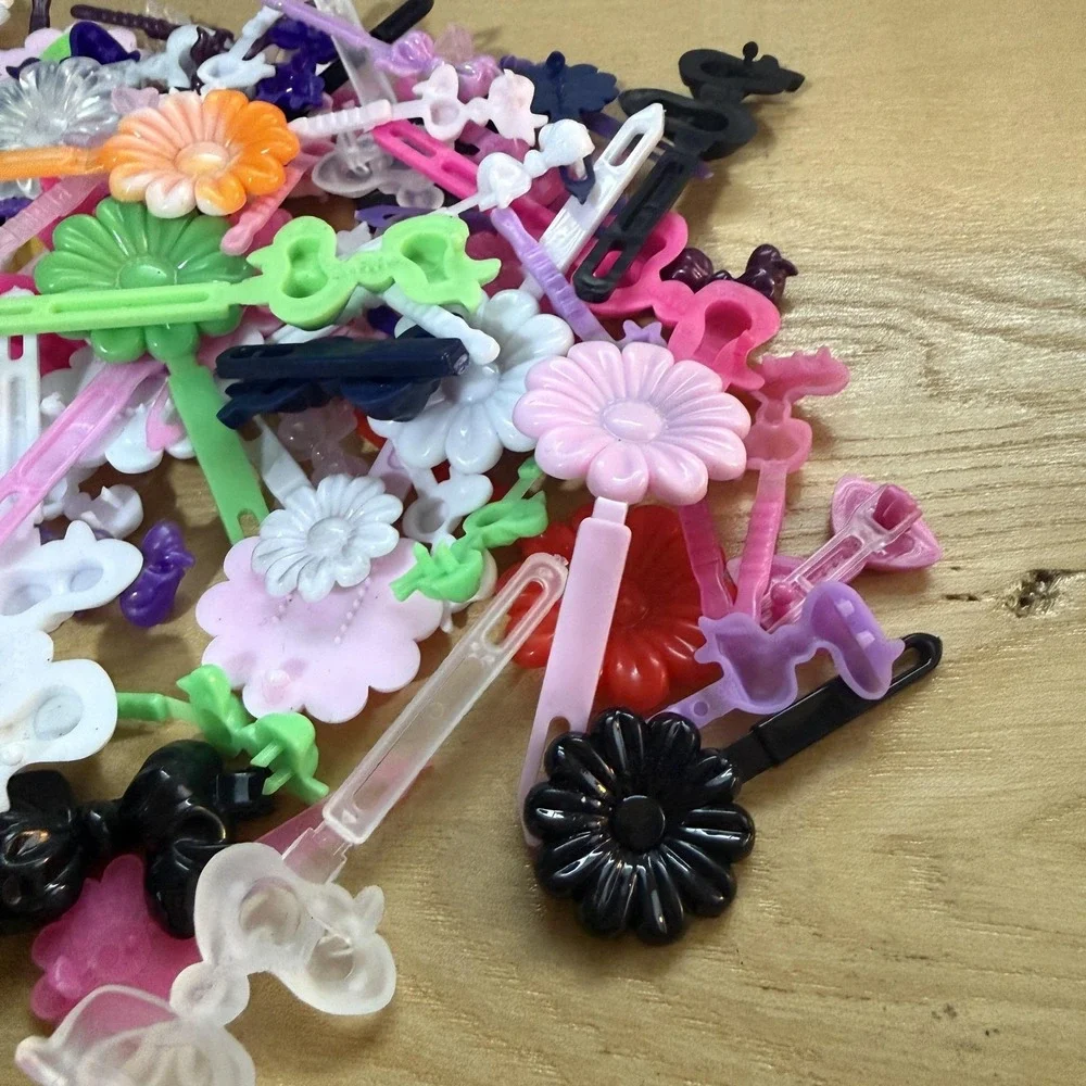 80's 90's Plastic Hair Clips Barrettes Vintage Flowers Bows Lot of ~100